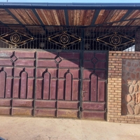 Дарвоза. Ворота продаётся.