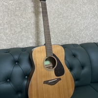 Gitara Yamaha FG800. Yangi