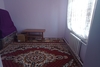 Hovli sotiladi 6sotix+4sotix bogʻi ,gaz svet suv bor Navoiyda