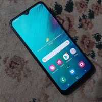 Samsung A20 sotiladi