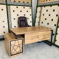 Direktor stoli loft uslubida
